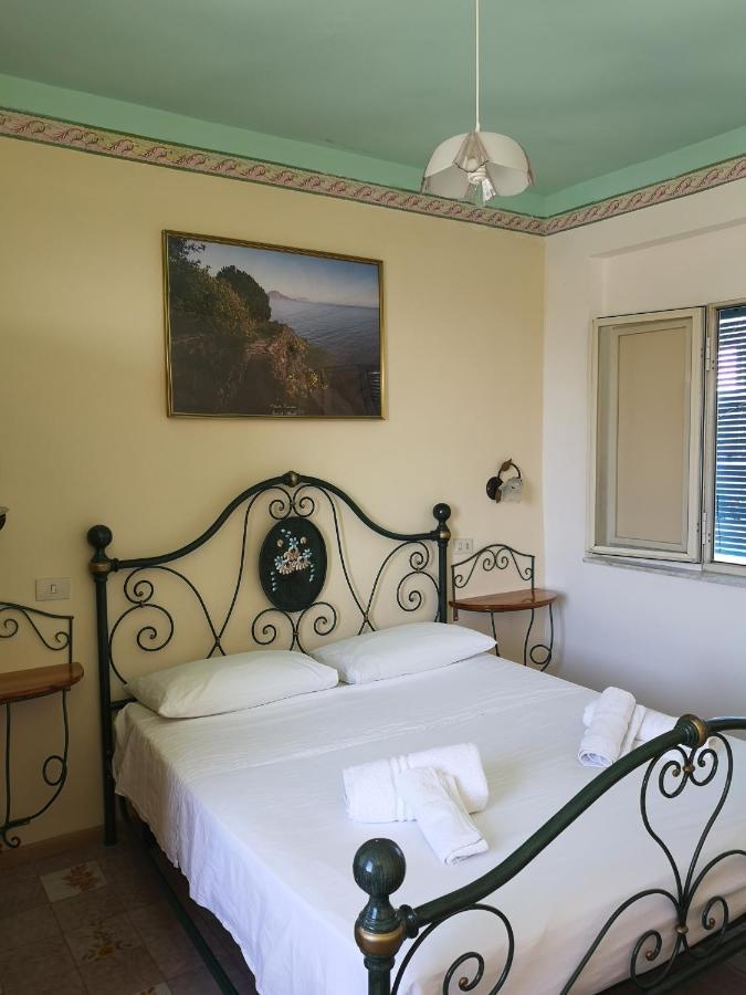 Casa Vittorio B&B Lipari  Exterior photo
