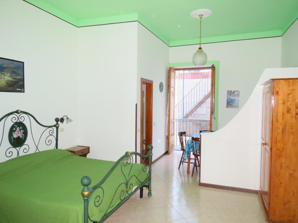 Casa Vittorio B&B Lipari  Exterior photo