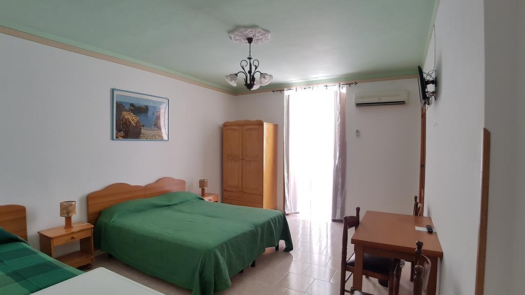 Casa Vittorio B&B Lipari  Exterior photo